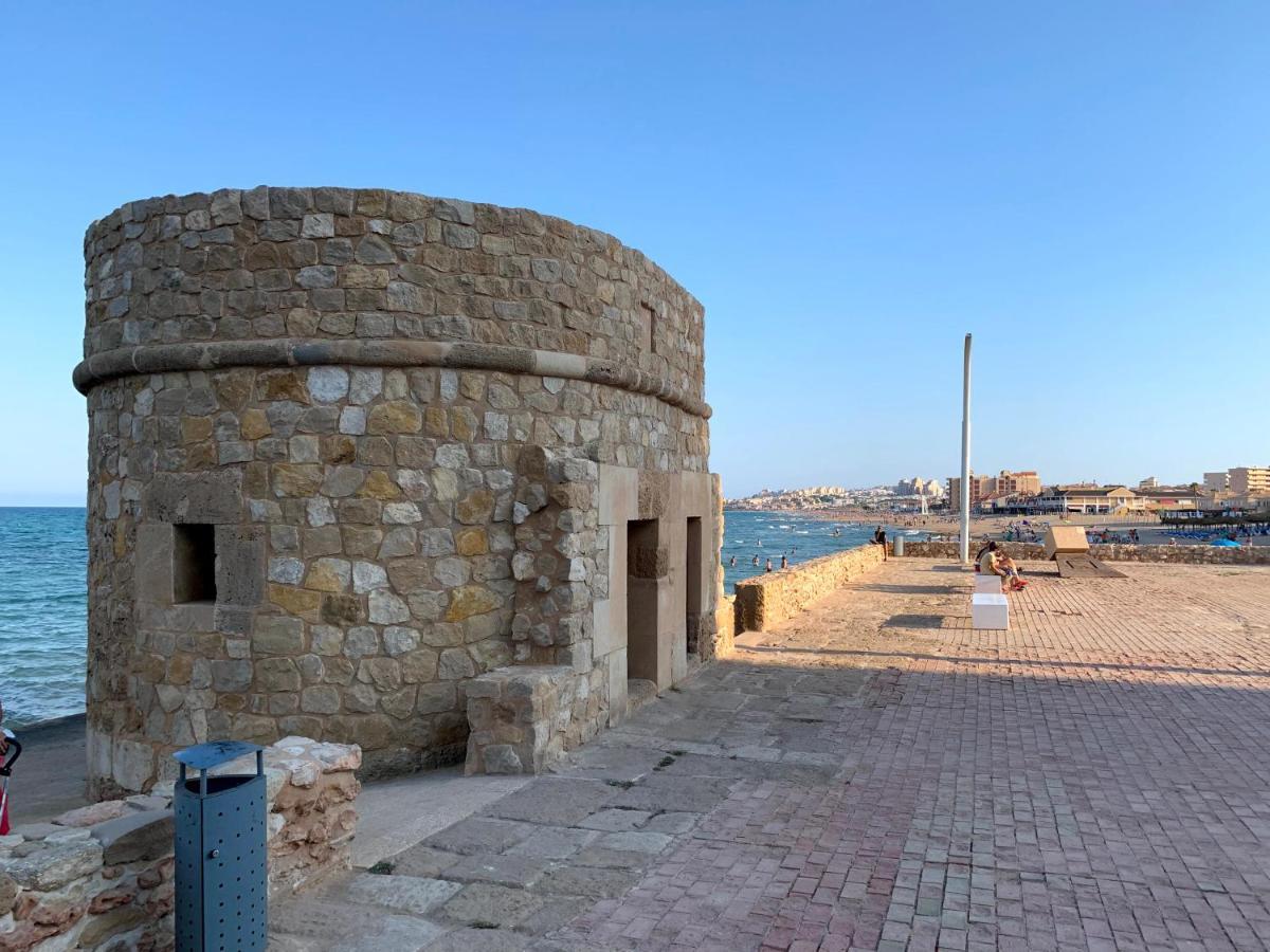 2 Minutes From The Apartment