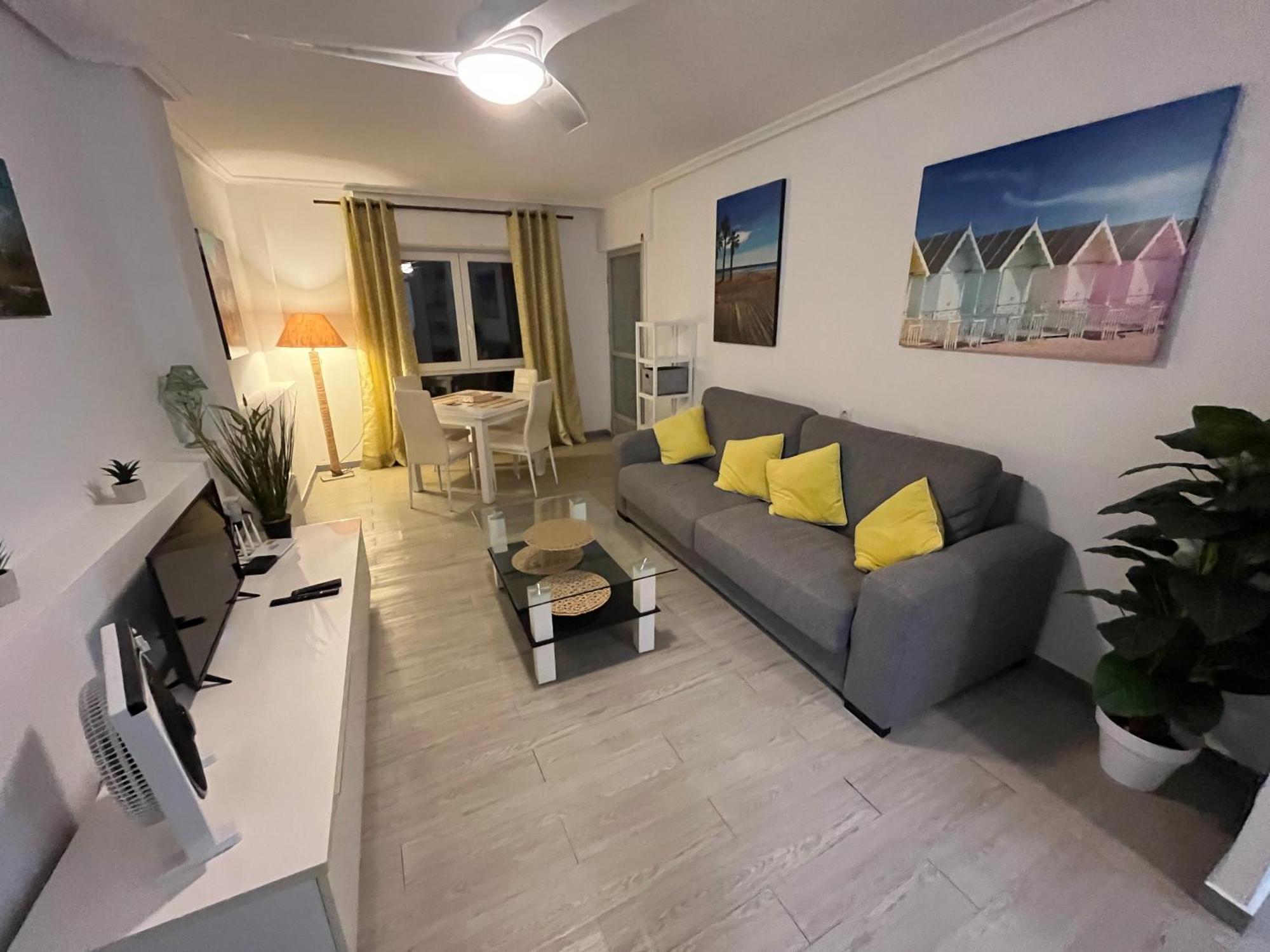 2 Minutes From The * La Mata (Torrevieja)